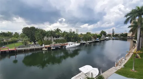 470 Paradise Isle Boulevard Hallandale Beach FL 33009