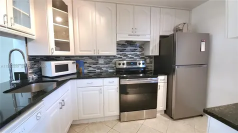 470 Paradise Isle Boulevard Hallandale Beach FL 33009