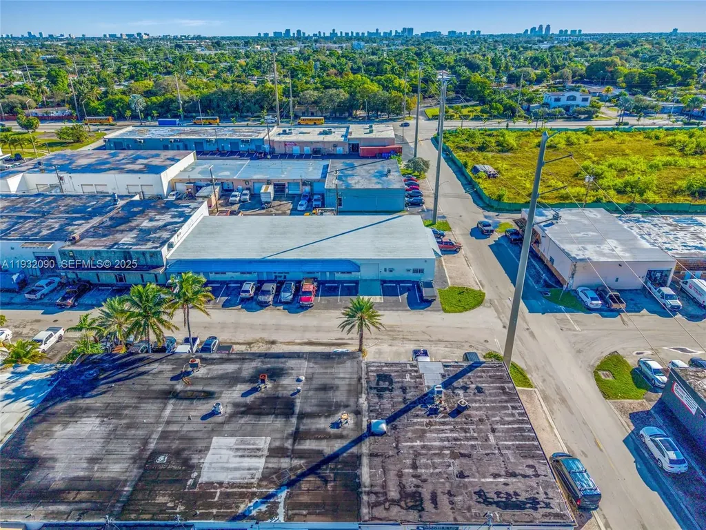 3560 NW 10th Avenue Oakland Park FL 33309