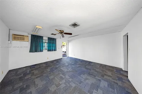 3560 NW 10th Avenue Oakland Park FL 33309