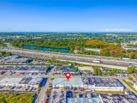 3560 NW 10th Avenue Oakland Park FL 33309