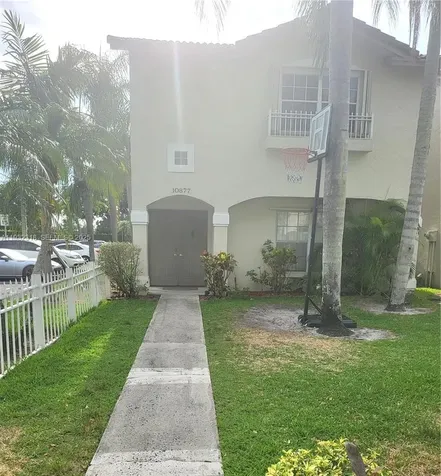 10877 NW 8th Street Pembroke Pines FL 33026