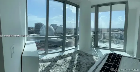 Miami FL 33128