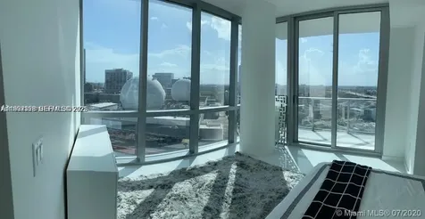 Miami FL 33128