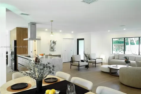 7700 SW 168th Terrace Palmetto Bay FL 33157