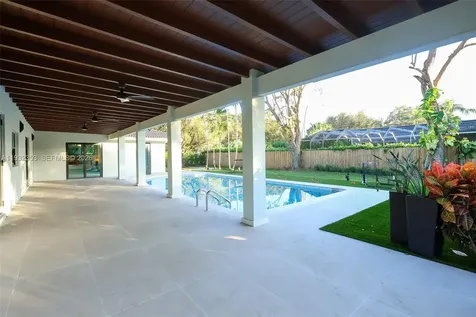 7700 SW 168th Terrace Palmetto Bay FL 33157