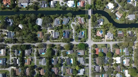 7700 SW 168th Terrace Palmetto Bay FL 33157
