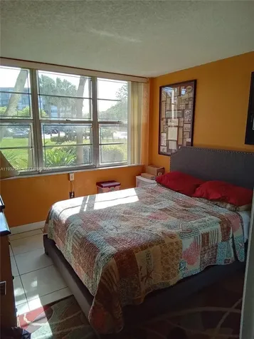 1000 St Charles Place Pembroke Pines FL 33026