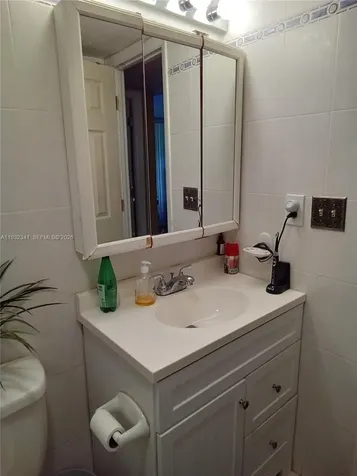 1000 St Charles Place Pembroke Pines FL 33026