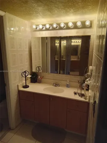 1000 St Charles Place Pembroke Pines FL 33026