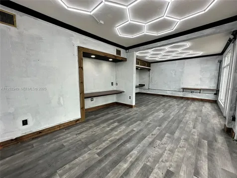 111 S 21 Avenue Hollywood FL 33020