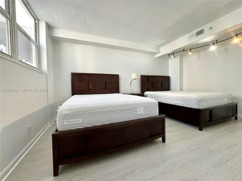 3001 S Ocean Drive Hollywood FL 33019