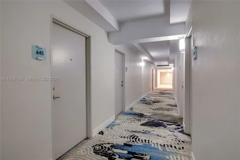 3001 S Ocean Drive Hollywood FL 33019