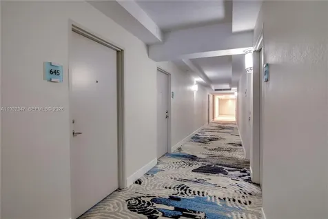 3001 S Ocean Drive Hollywood FL 33019
