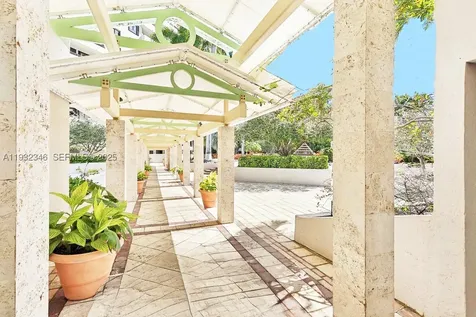 151 Crandon Boulevard Key Biscayne FL 33149