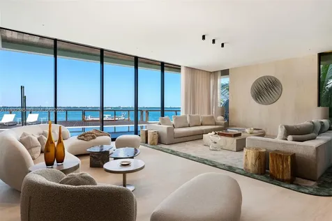 1413 N Venetian Way Miami FL 33139