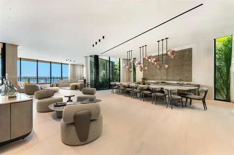 1413 N Venetian Way Miami FL 33139