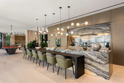 1413 N Venetian Way Miami FL 33139