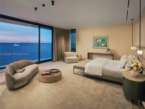 1413 N Venetian Way Miami FL 33139