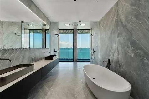 1413 N Venetian Way Miami FL 33139