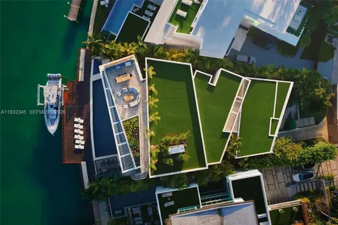 1413 N Venetian Way Miami FL 33139