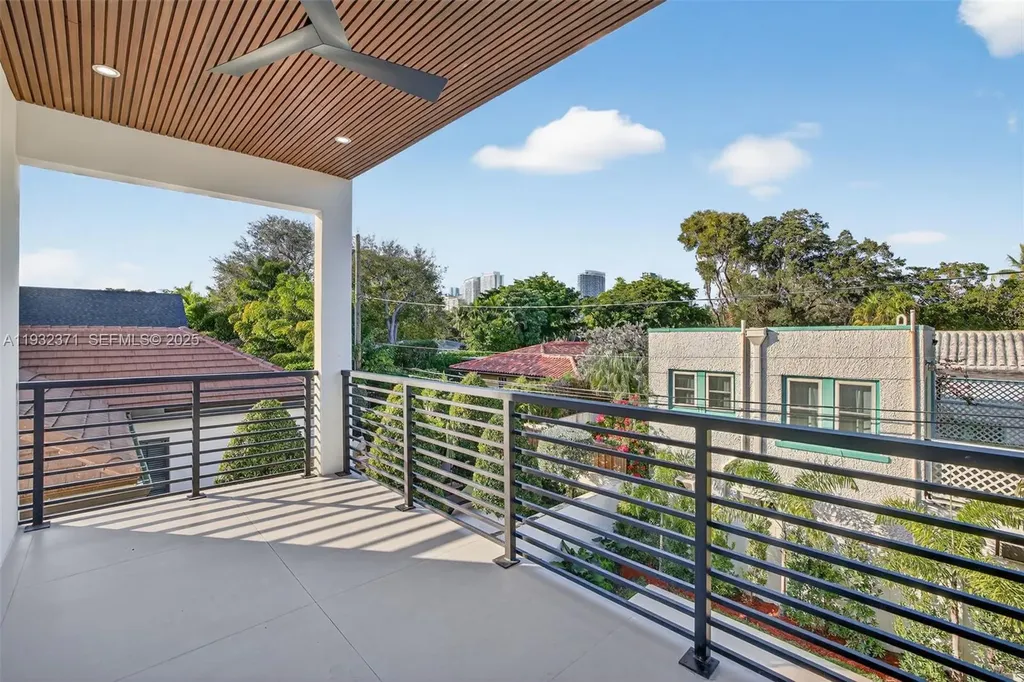 1013 SE 9th Street Fort Lauderdale FL 33316