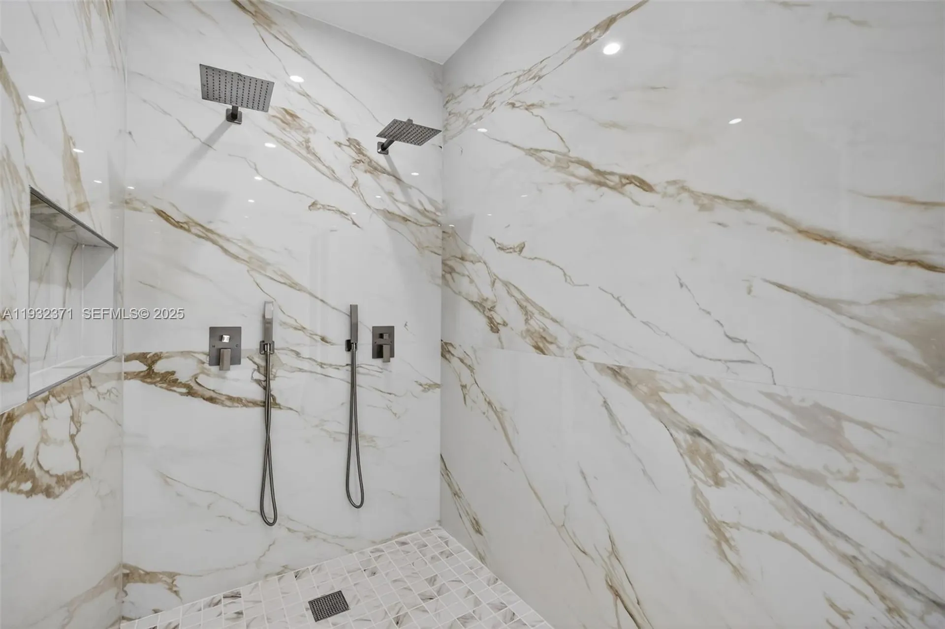 1013 SE 9th Street Fort Lauderdale FL 33316