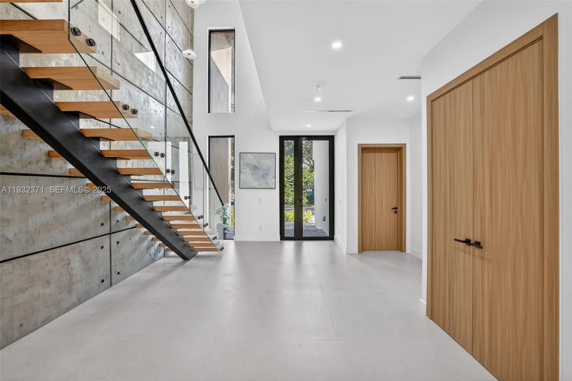 1013 SE 9th Street Fort Lauderdale FL 33316