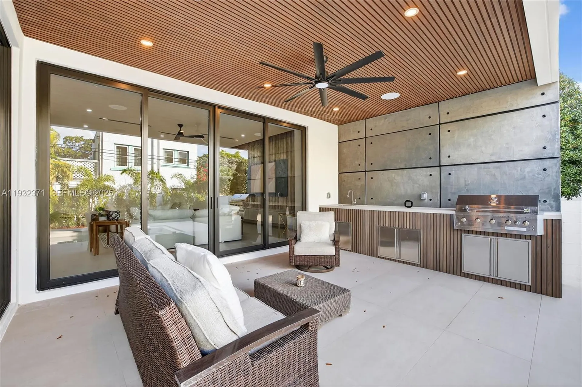 1013 SE 9th Street Fort Lauderdale FL 33316