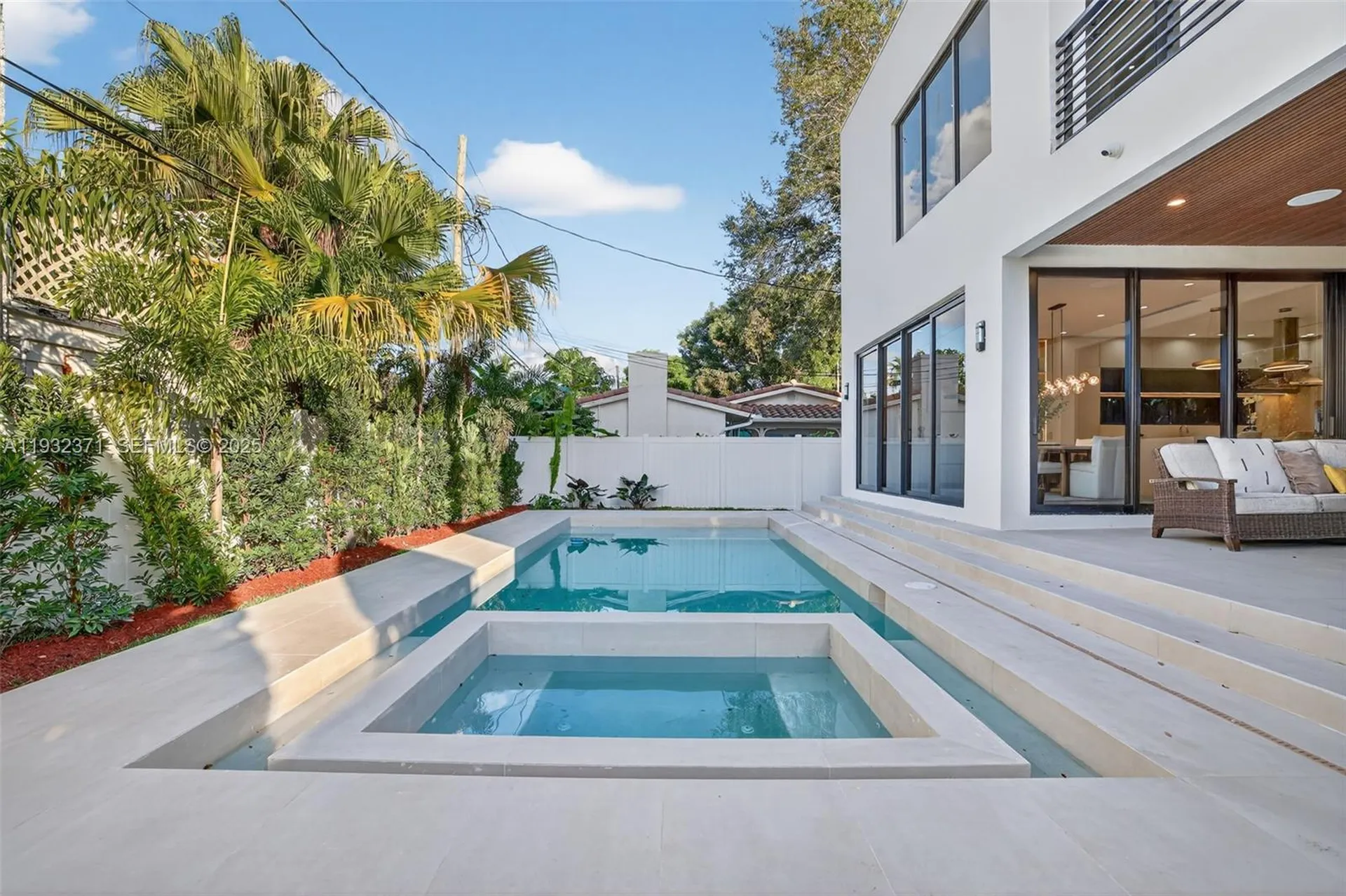 1013 SE 9th Street Fort Lauderdale FL 33316