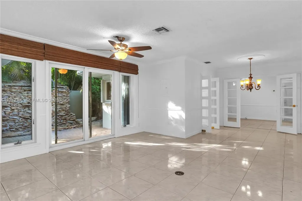 205 NE 16th Terrace Fort Lauderdale FL 33301