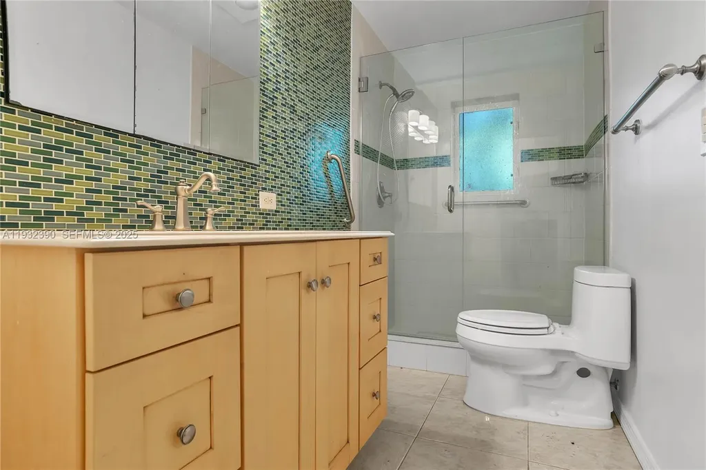 205 NE 16th Terrace Fort Lauderdale FL 33301