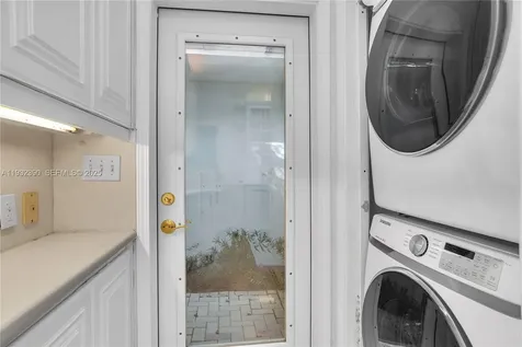 205 NE 16th Terrace Fort Lauderdale FL 33301