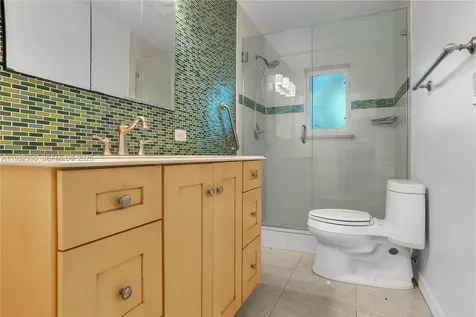 205 NE 16th Terrace Fort Lauderdale FL 33301