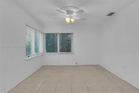 205 NE 16th Terrace Fort Lauderdale FL 33301