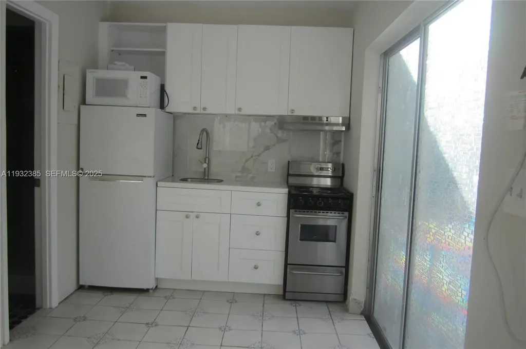 2019 Fletcher Street Hollywood FL 33020