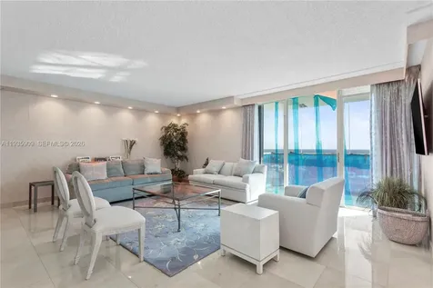 19707 Turnberry Way Aventura FL 33180