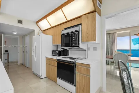 19707 Turnberry Way Aventura FL 33180