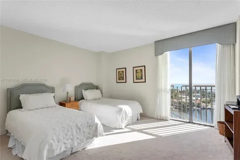19707 Turnberry Way Aventura FL 33180