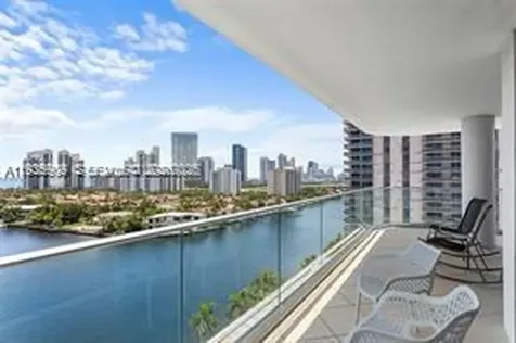 19707 Turnberry Way Aventura FL 33180