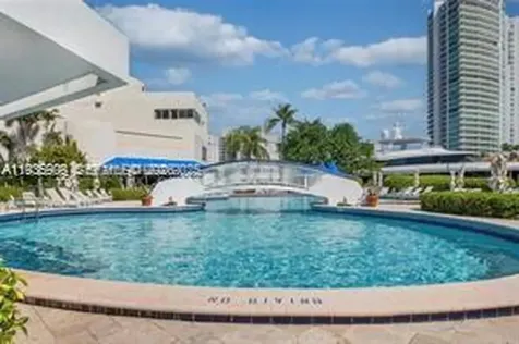 19707 Turnberry Way Aventura FL 33180