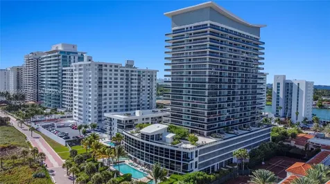 5875 Collins Avenue Miami Beach FL 33140