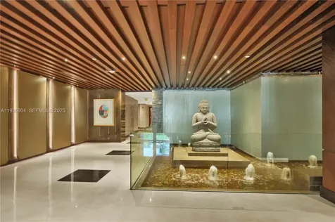 5875 Collins Avenue Miami Beach FL 33140