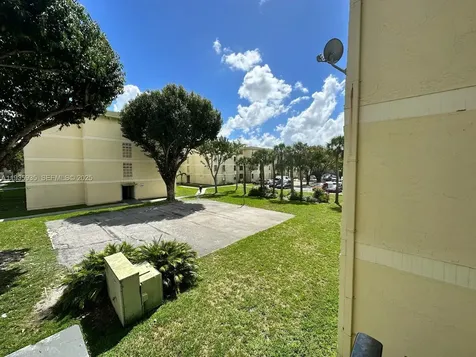 1875 W 56th Street Hialeah FL 33012