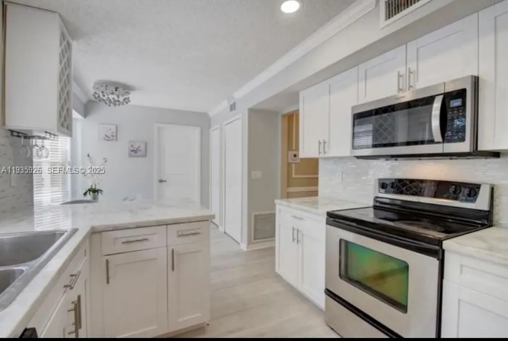 12980 Blue Lake Drive Wellington FL 33414