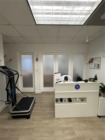 717 Ponce De Leon Boulevard Coral Gables FL 33134
