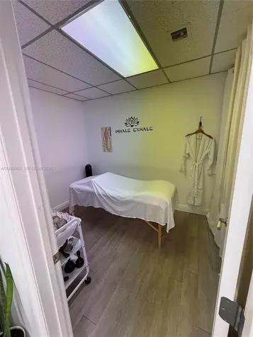 717 Ponce De Leon Boulevard Coral Gables FL 33134