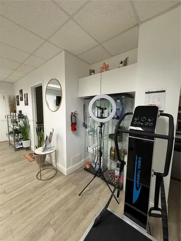 717 Ponce De Leon Boulevard Coral Gables FL 33134