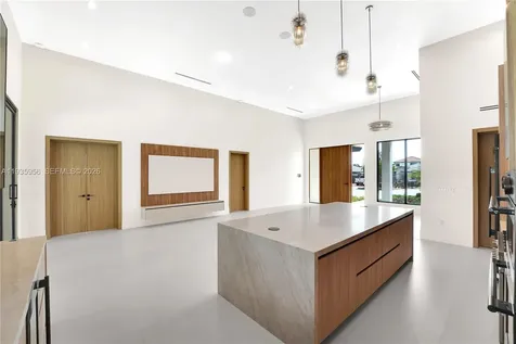 1130 SW 86th Court Miami FL 33144