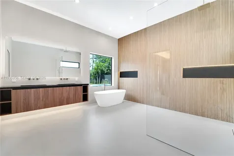 1130 SW 86th Court Miami FL 33144